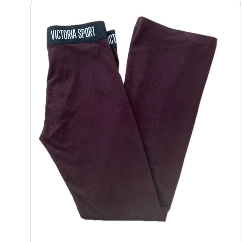 Victoria's Secret Sport Maroon Flare Bottom Yoga Leggings size M